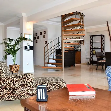 2-bedroom Isabella Appartement Fuengirola